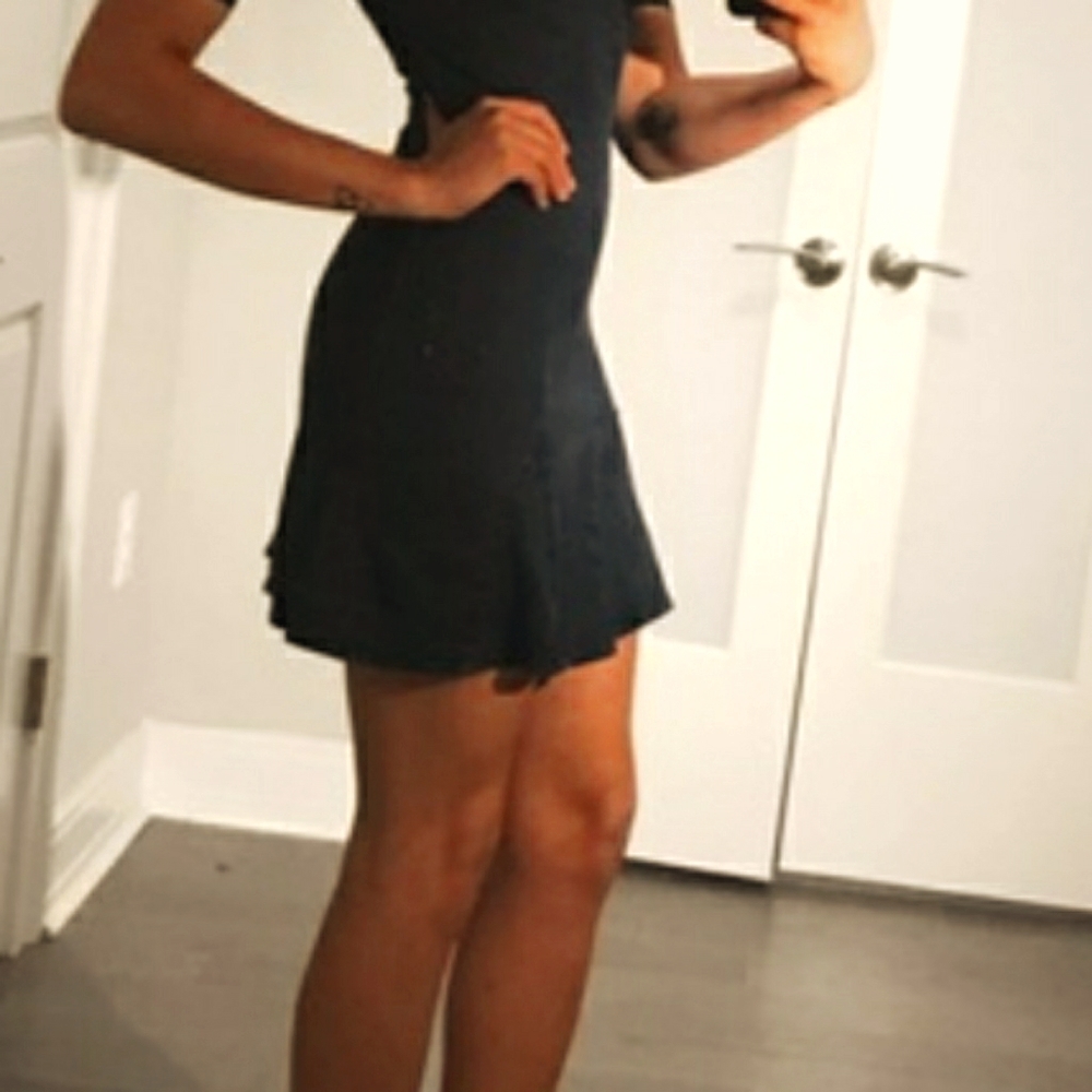 Guess off shoulder flounce dress